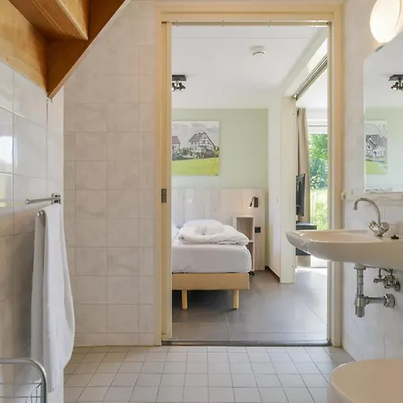 Adapted House, 8 Km From The Drielandenpunt *